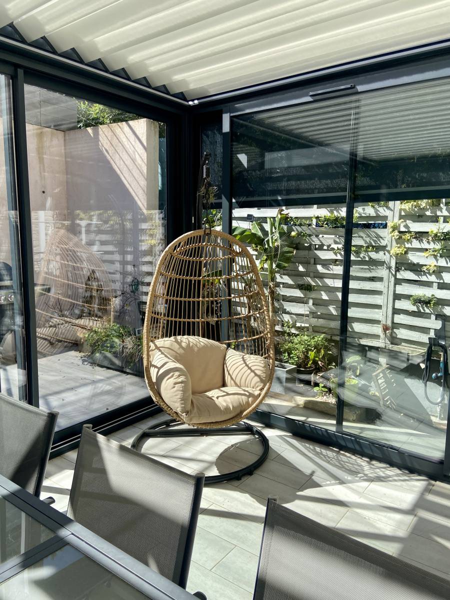 Prix pour l'achat et la pose de vérandas en kit prêtes à poser à Sanary-sur-Mer Var